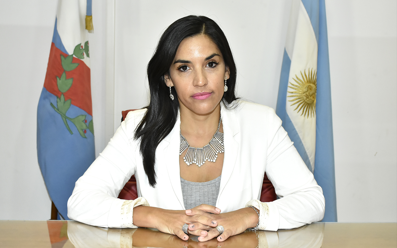 Dra. karina Daniela Cabral