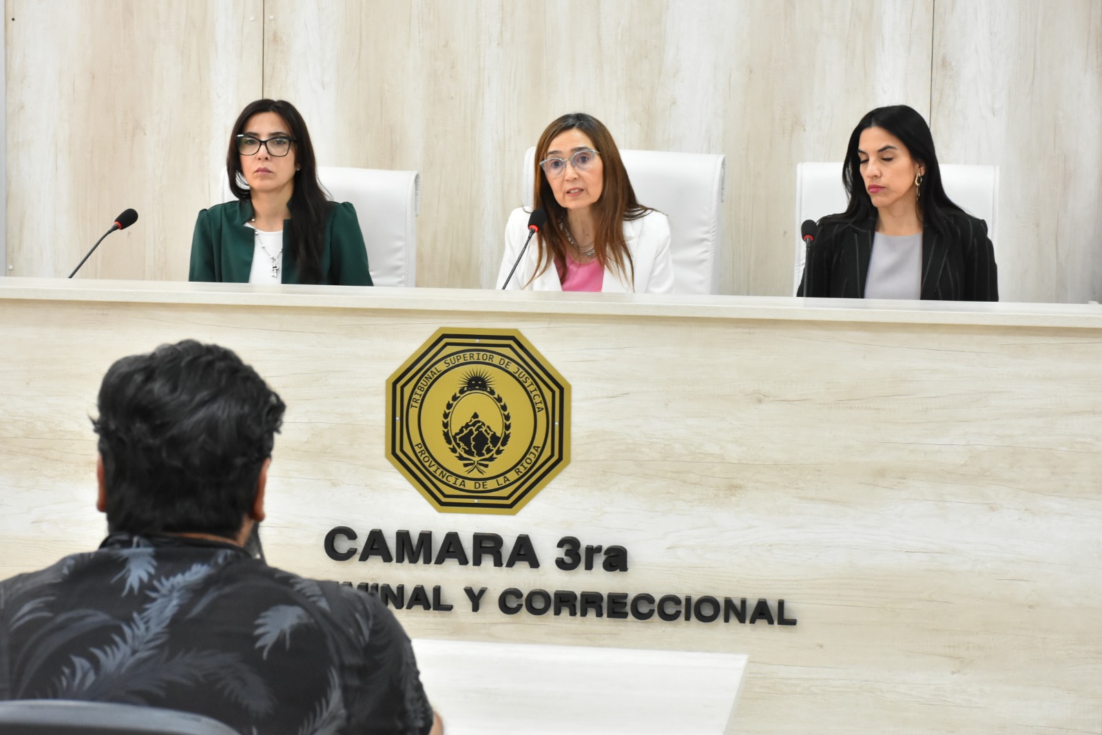 Dra Lopez Douglas tribunal 1-14-10-25